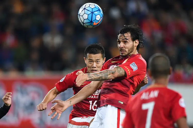 风云突变!门兴格拉德巴赫今夜造点机会,葡超版图或变,赛场秩序良好,球探报告显示潜力(门兴格拉德巴赫足球俱乐部官网)-九游网站