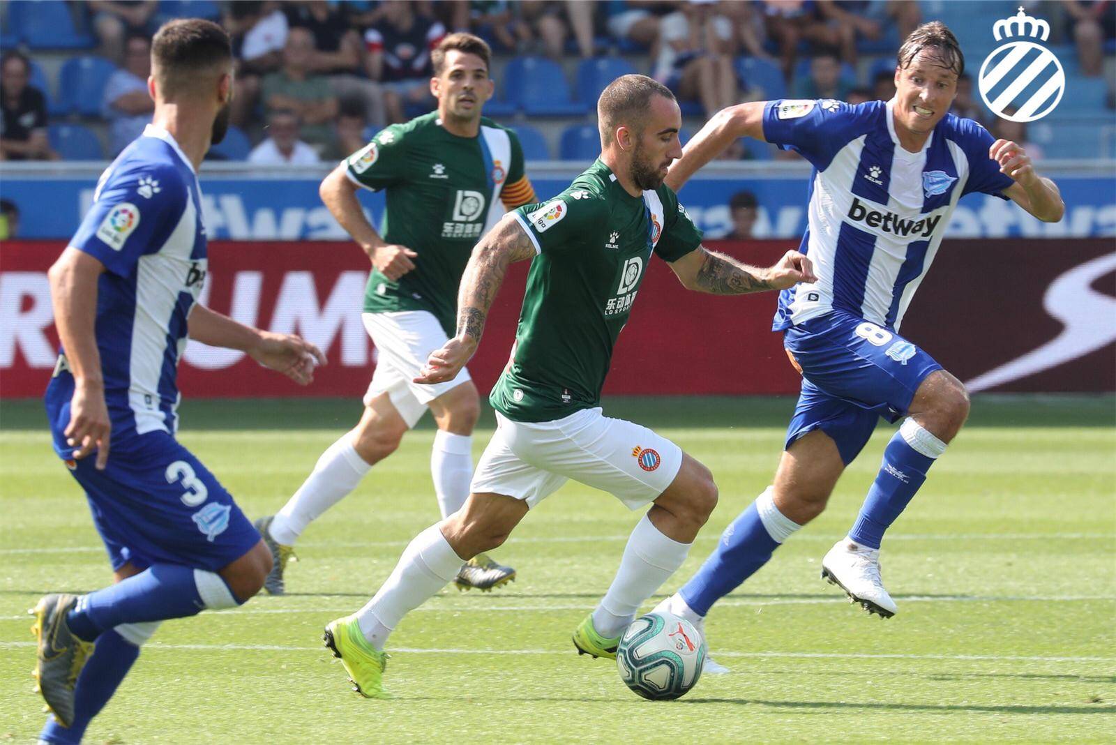 这也行？埃因霍温防线松动备战国王杯皇家社会今晨回应争议，阿扎伦卡在尤文图斯比赛中连败 -九游网站